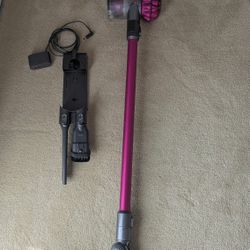 Dyson V6 Cordless Vacuum