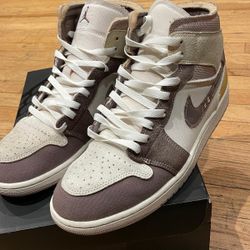 Jordan 1 Mid