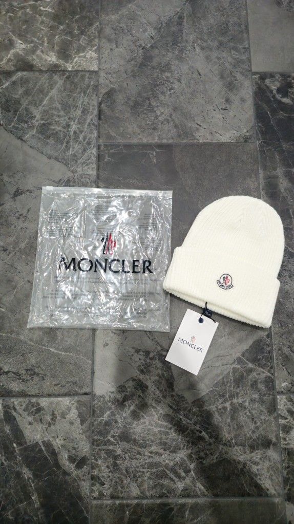 White Moncler Beanie Unisex