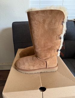 Women’s UGGS 