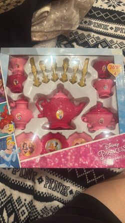 Disney Dinnerware Set