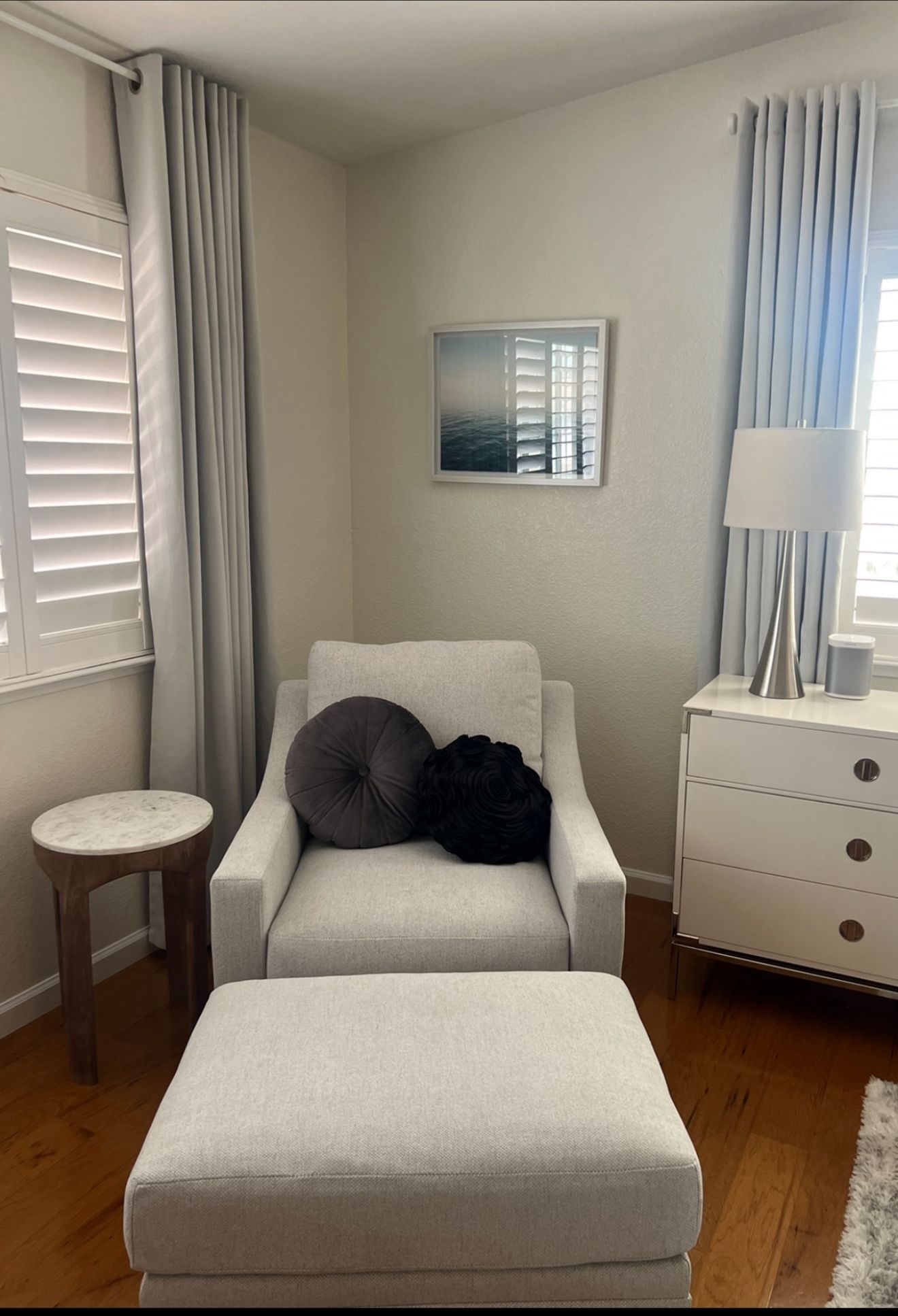 Ashley Maitelynn Chair