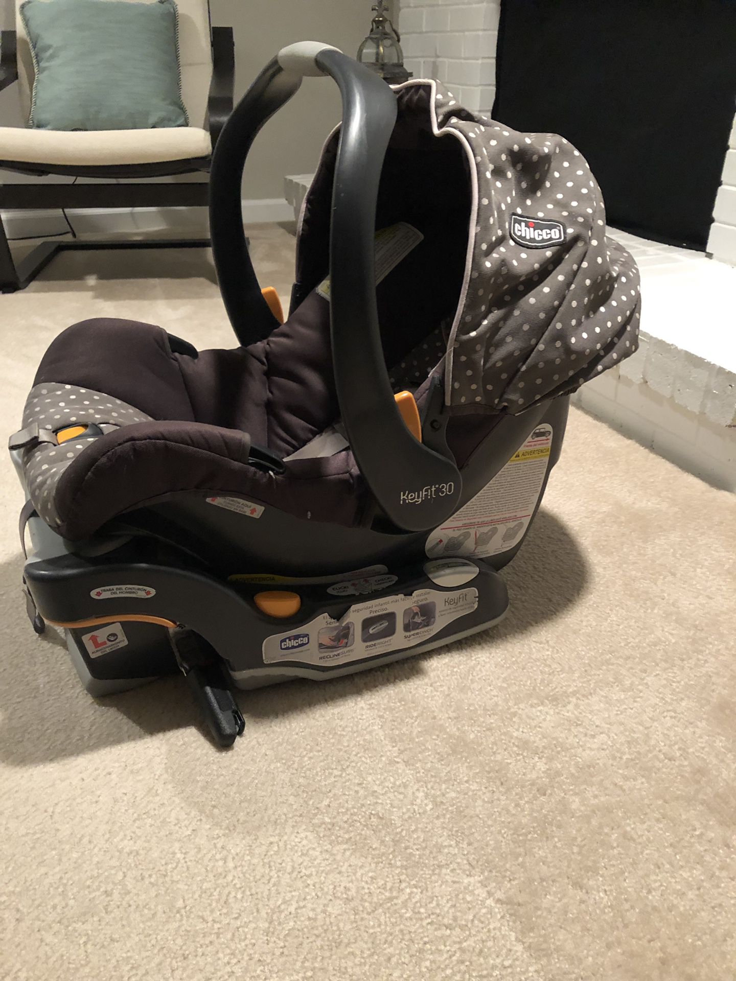 chicco keyfit 30 infant car seat with base