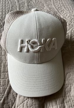 Hoka Core Logo Trucker hat