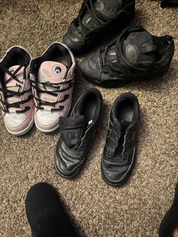 Man shoes free size 10 10.5 11