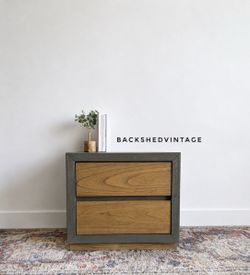 End table