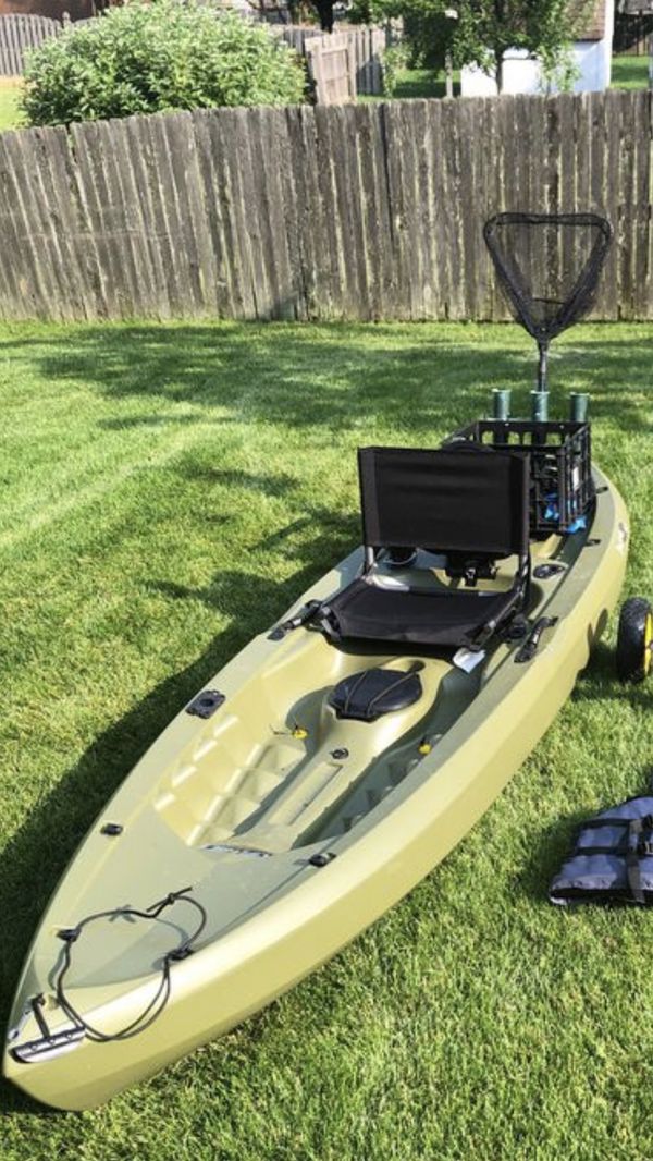 Lifetime Tamarack Fishing Kayak Package! READ DESCRIPTION 