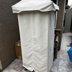 Pool Towel caddy valet