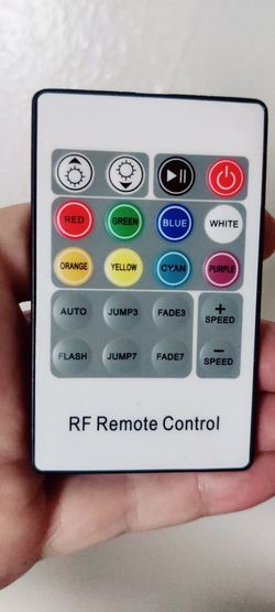 RF Remote Controller For Strip Lighting System With Battery