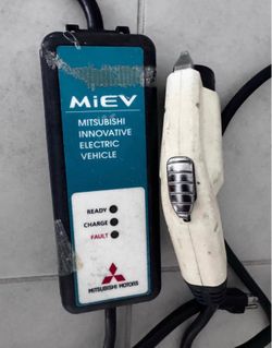 Ev charger Mitsubishi imiev