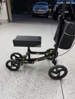 Knee surgery scooter