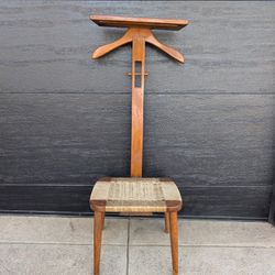 Super Cool Vintage MCM Gentleman's Valet Chair