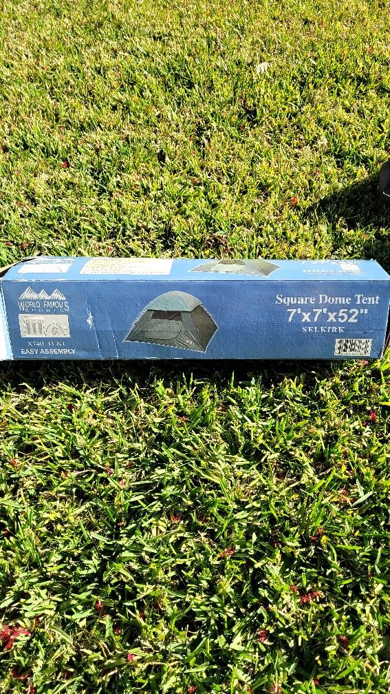 NEW Backpacking Dome Tent 7' X 7' X 52" MINT COND