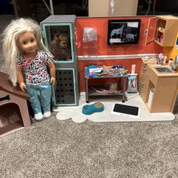 Our Generation Healthy Paws Vet Clinic Playset in Pink with Electronics for 18" Dolls