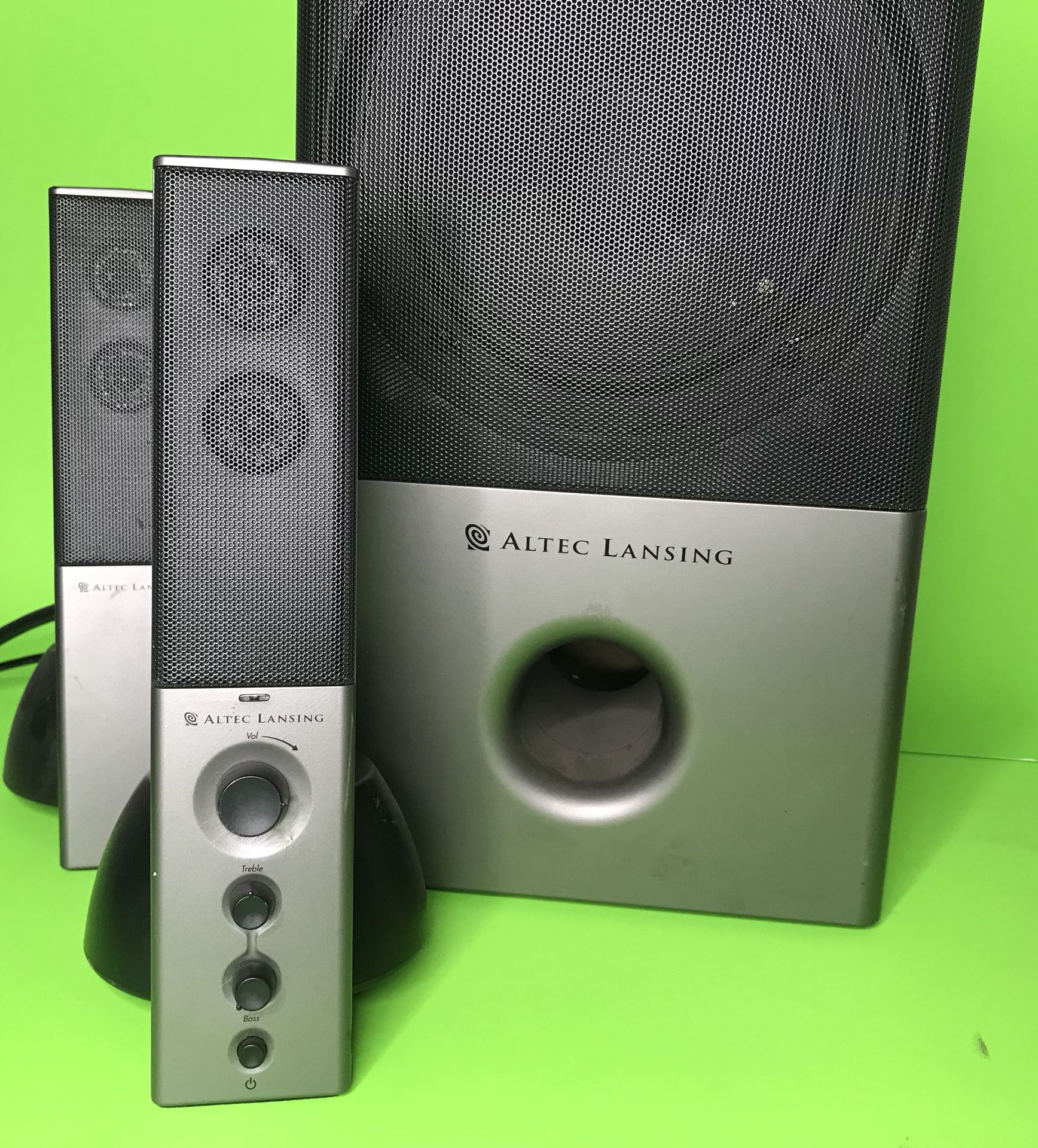 (Space Grey) Altec Lansing VS4121 2.1 channel stereo computer speakers (FREE GIFT OF YOUR CHOICE WITH ANY PURCHASE)