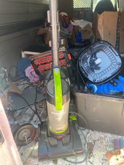Moving sale Need gone asap $15 each vacuum and carpet cleaner