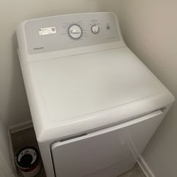  Hotpoint 6.2 Cu. Ft. White Electric Dryer. 