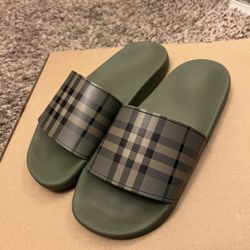 Burberry Slides 