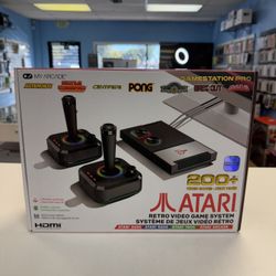 Atari Gamestation Pro with 2 Joysticks and 200 Games