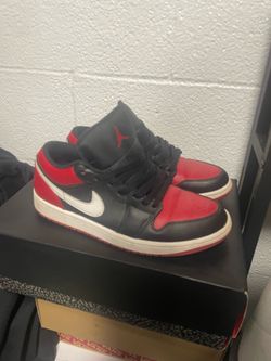 Jordan 1 low size 9 mens