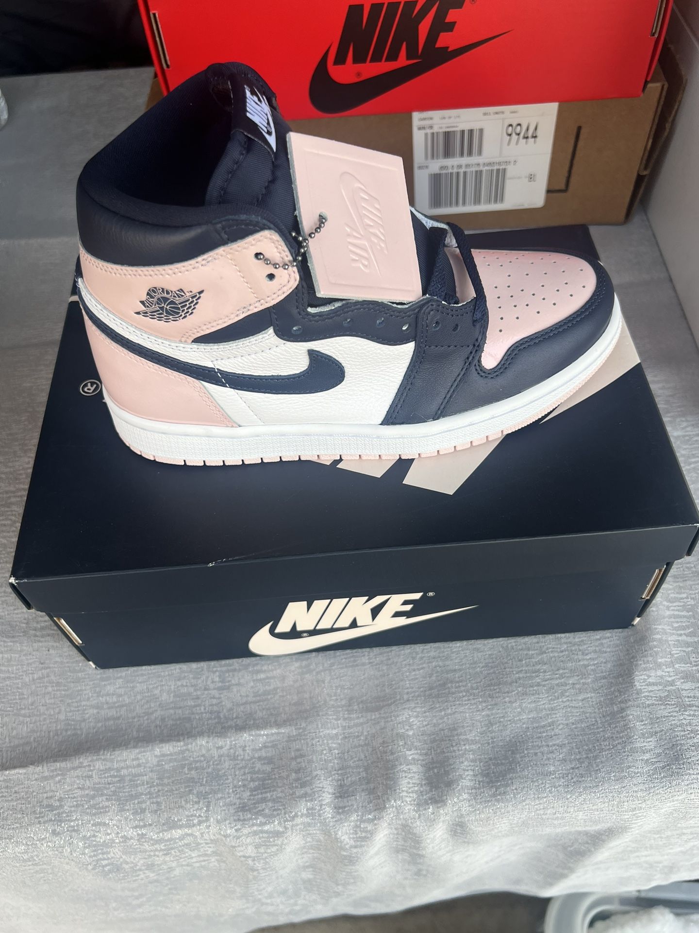 Womens Jordan 1 Atmosphere Bubblegum Pink Size 7