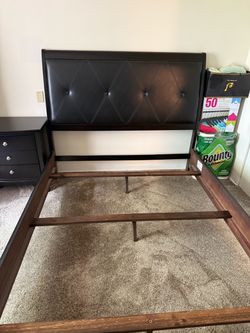Queen bed with mattress