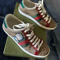 New Gucci X Doraemon Sneakers Shoes 100% Authentic