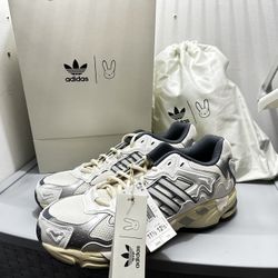 Bad Bunny x Response CL ‘Cream White’