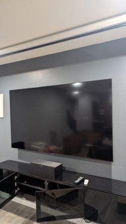 Samsung 85" QLED 4K Smart TV (QN85Q8D)
