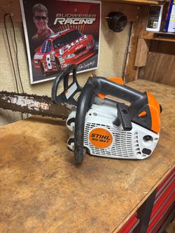 Stihl ms 194 T has a sharp chain.