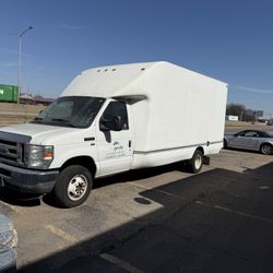 2011 Ford E-350