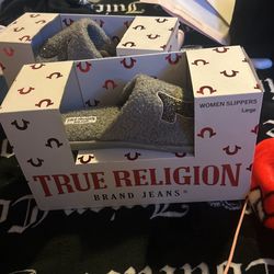 brand new true religion slippers 