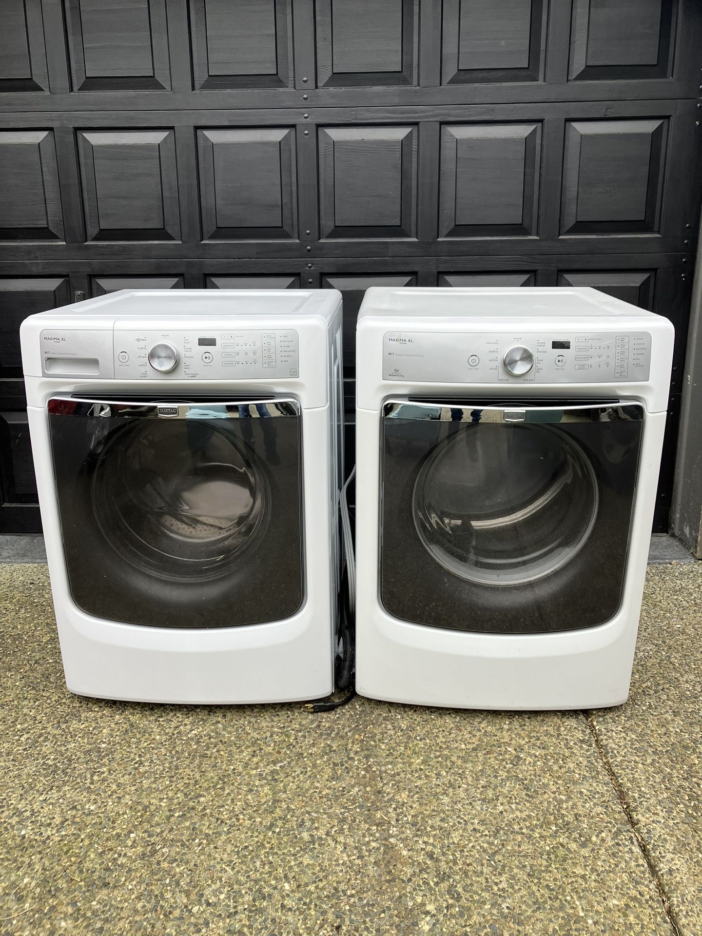 Maytag Maxima XL Steam Washer And Electric Dryer Set