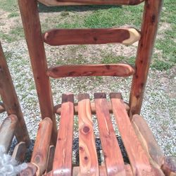 Red Cedar Farm Style Table and 4 Chairs