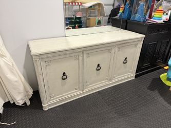 White Wooden Cabinet
