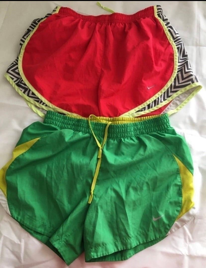 Nike women’s Shorts bundle Small