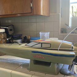 Cen Racing Blue Thunder Offshore RC Boat