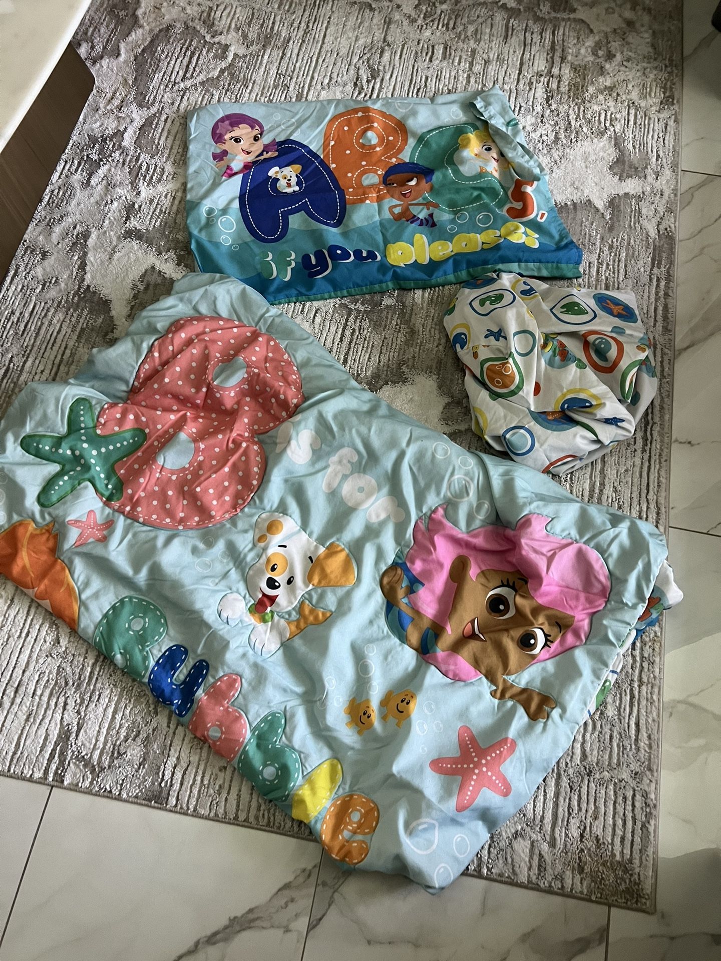 Bubble guppies Toddler Bedding 