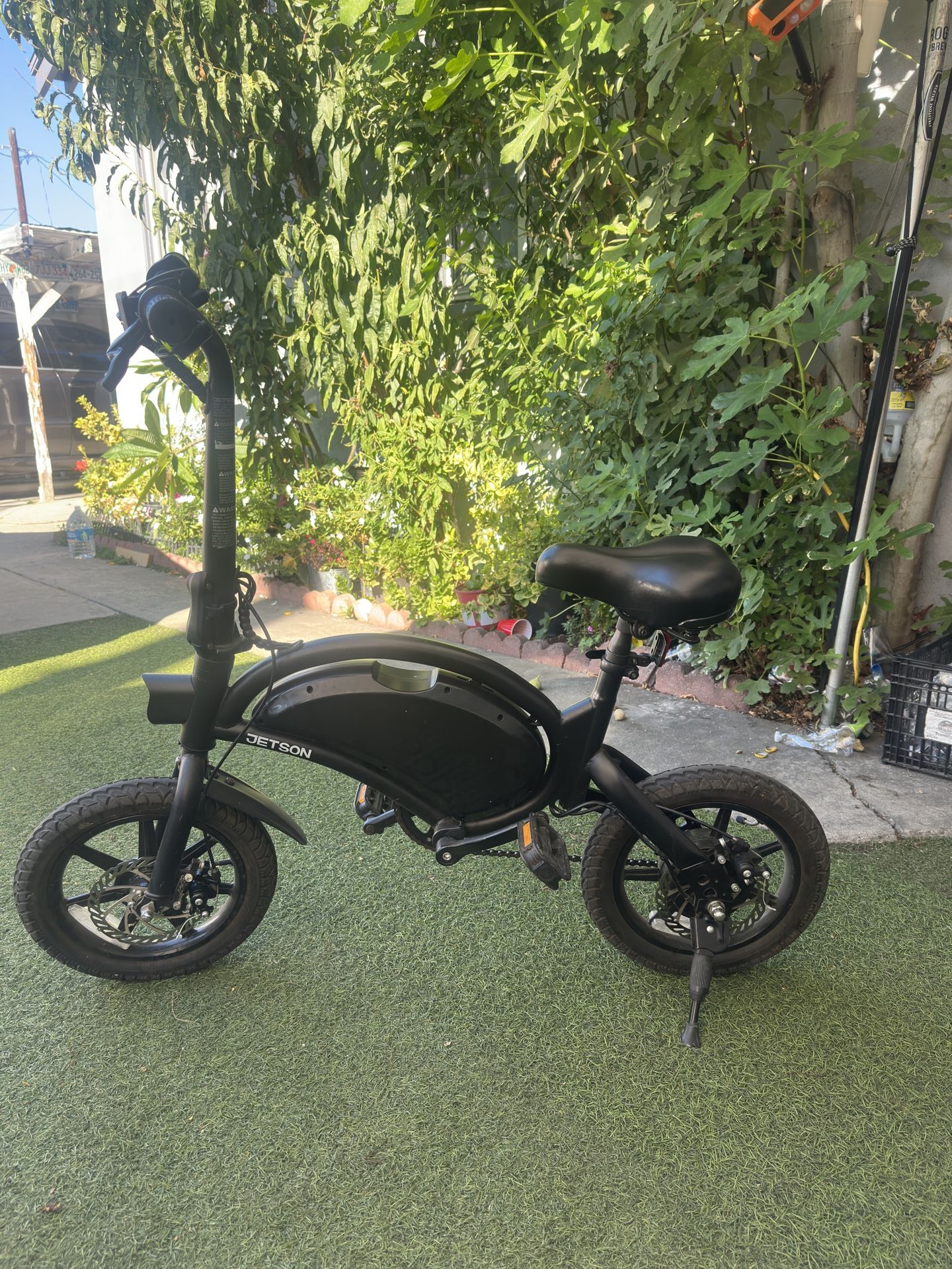 Jetsone E-Bike *Brand new Battery* comes with charger