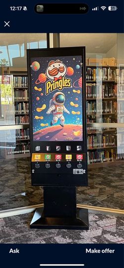Vending  machine Pringles chips