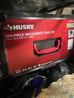 Husky 300 piece mechanic tool set