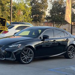 2019 Lexus IS