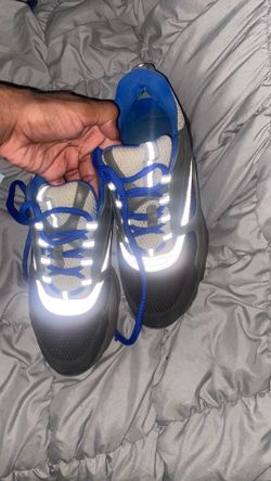 Dior B22s