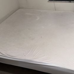 King Size Metal Foldable Bed Frame And 8 Inch Mattresses 