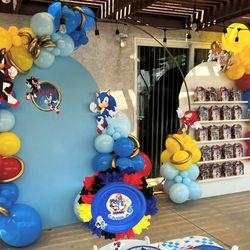 Balloon arch