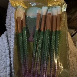 Brand New Mermaid Brushes 
