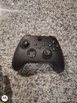 Xbox Wireless Controller – Black – Excellent Condition
