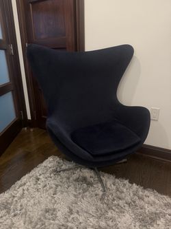 Mid-Century Modern Style Velvet Egg Chair