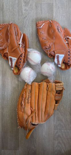 BASEBALL  GLOVES  &  BALLS