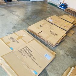 moving boxes ( 55 BX ) see description